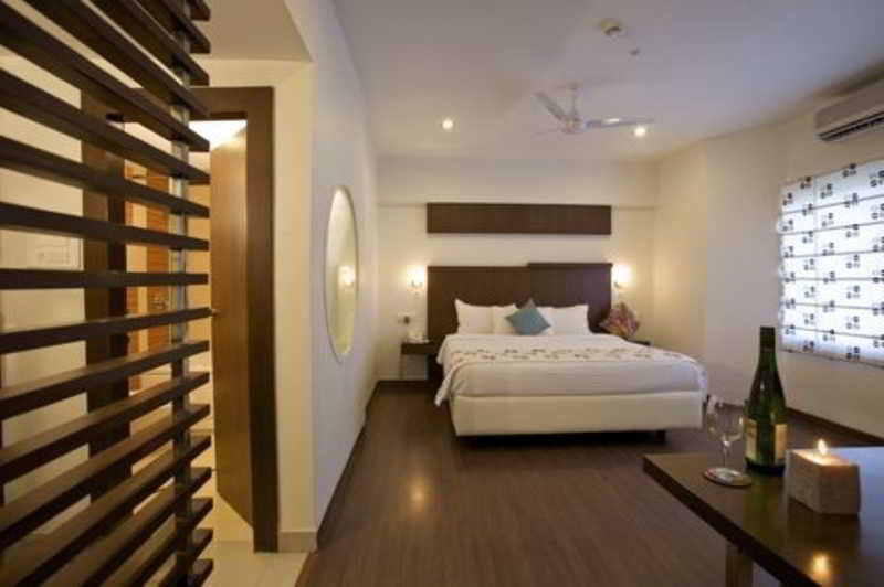 Oyster Suites Hyderabad Exterior foto